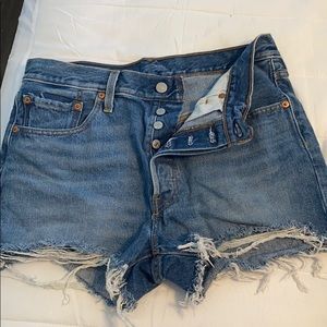 LEVI denim shorts